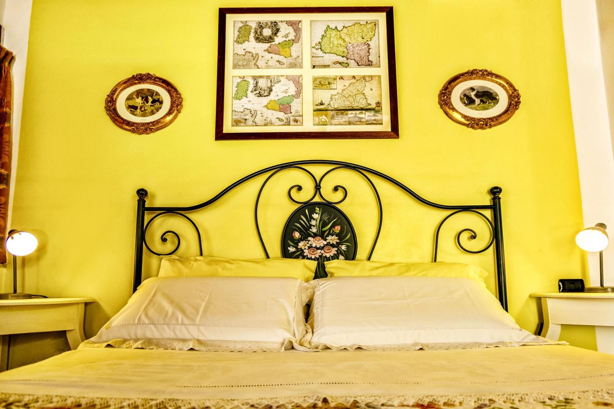 Capo dʼOrlando B&B Villa Bency מראה חיצוני תמונה