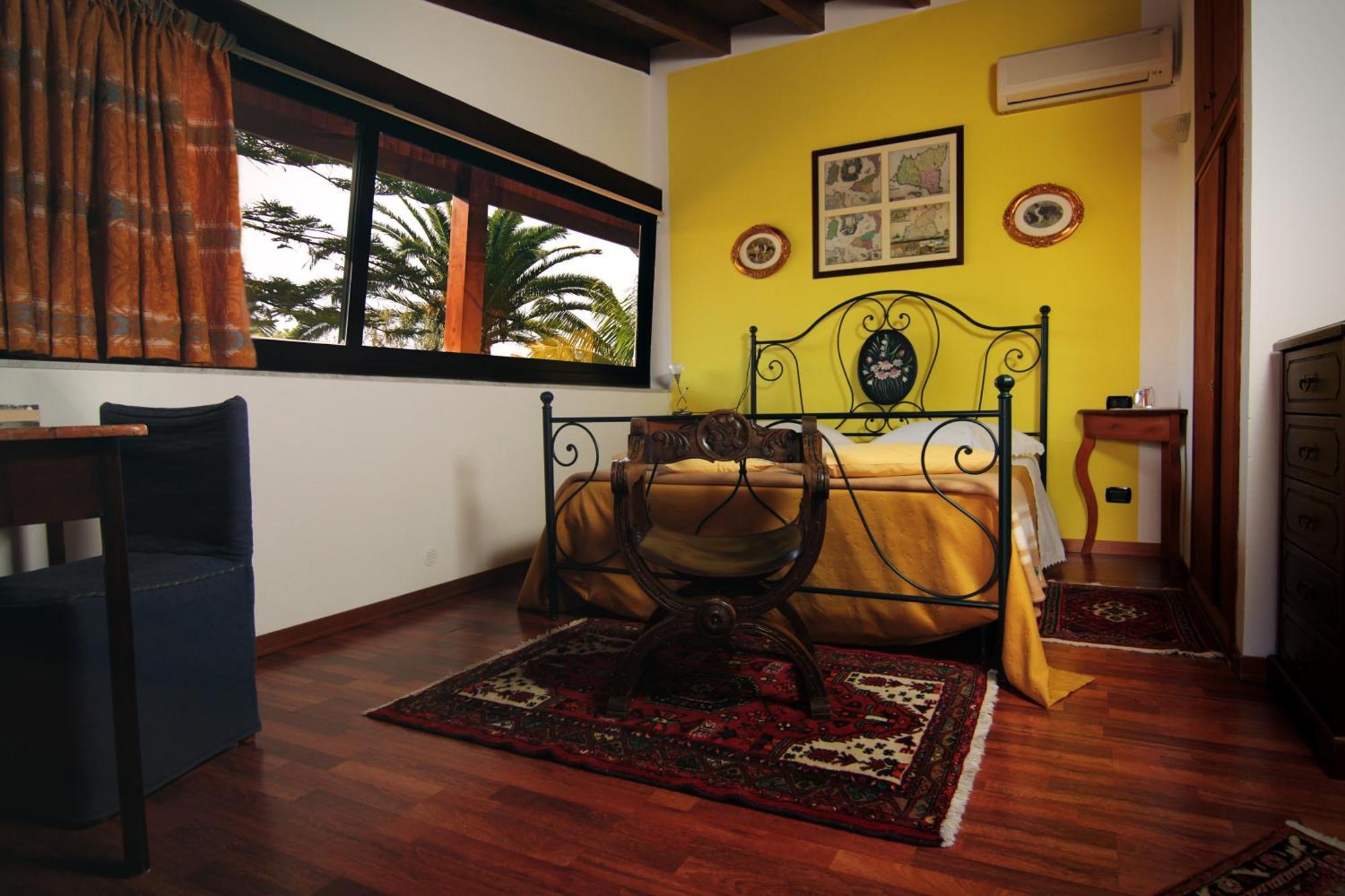 Capo dʼOrlando B&B Villa Bency מראה חיצוני תמונה