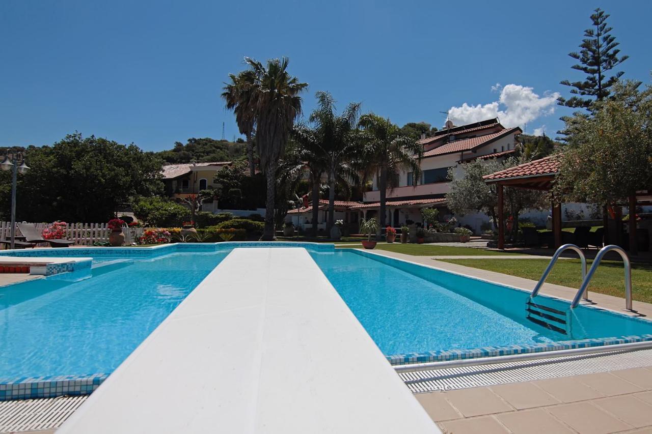 Capo dʼOrlando B&B Villa Bency מראה חיצוני תמונה